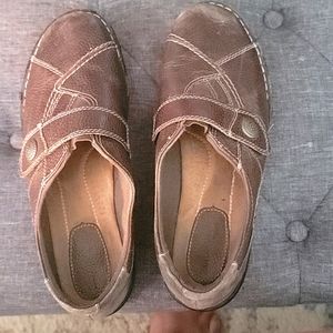 Earth origins 9 5 wide womans dress shoes